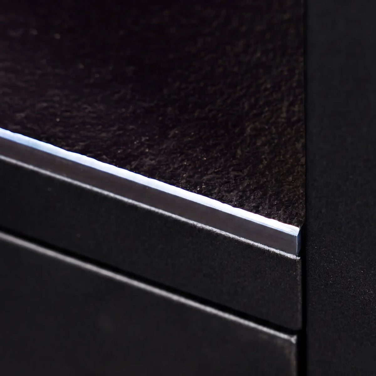 ::visuel:noir