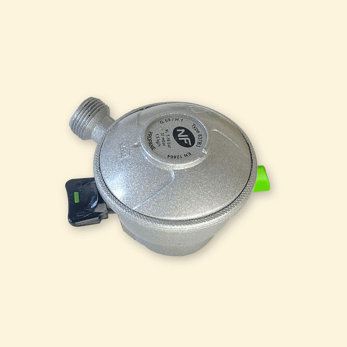 Détendeur propane 37 mbar en métal avec sécurité intégrée, vue de dessus.